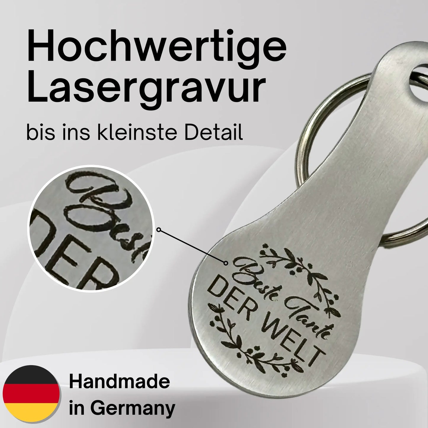 Detailaufnahme eines Schlüsselanhängers aus Edelstahl mit Lasergravur 'Beste Tante der Welt' – präzise Gravur, handmade in Germany