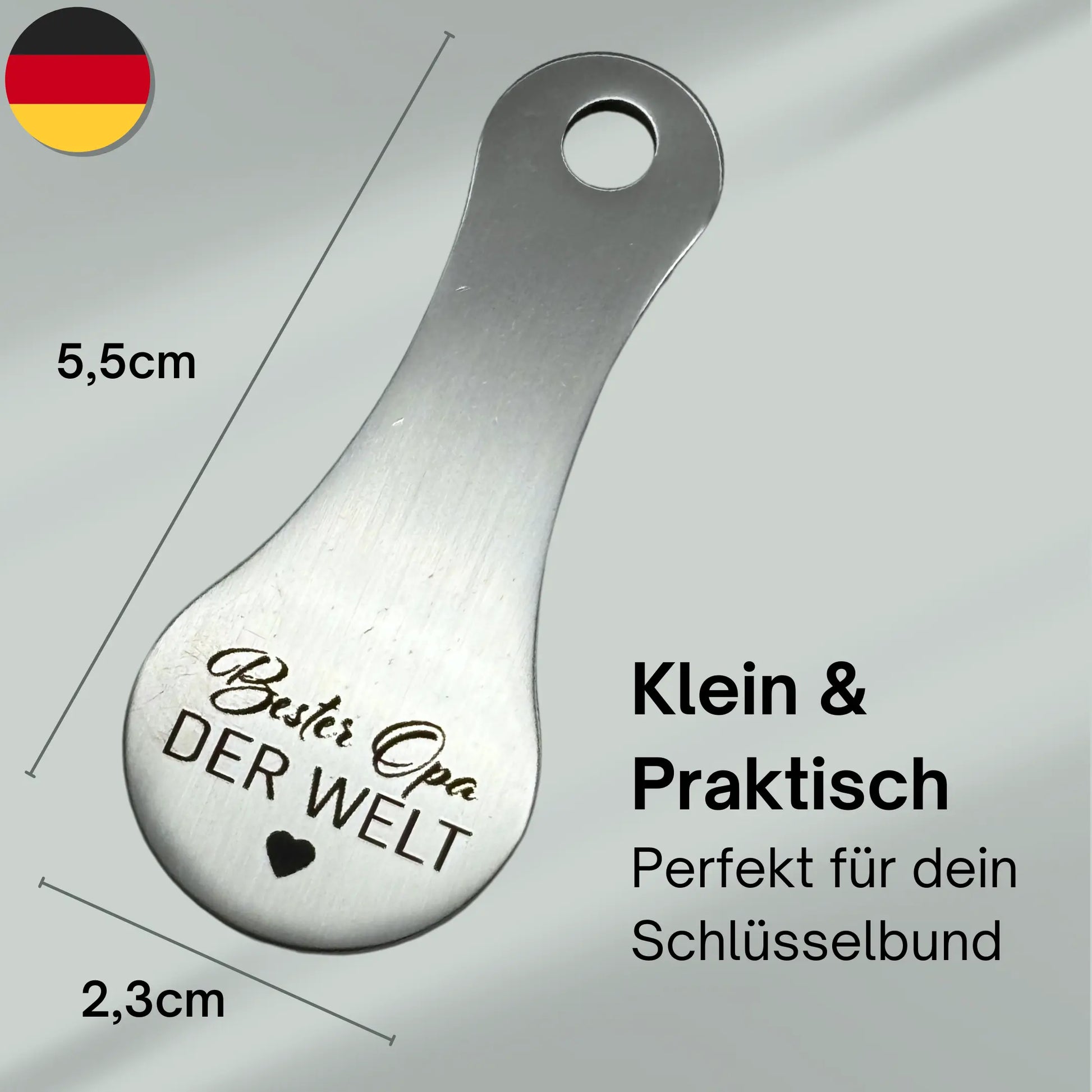 Edelstahl-Schlüsselanhänger mit Gravur „Bester Opa der Welt“ – kompakte Maße 5,5 cm x 2,3 cm, ideal für den Schlüsselbund
