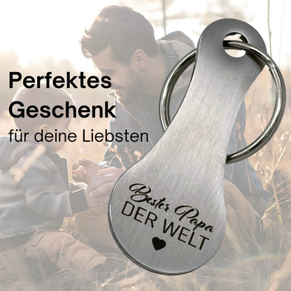Personalisierter Einkaufswagenlöser "Bester Papa der Welt" – perfektes Geschenk für Väter mit emotionaler Bildkomposition im Hintergrund