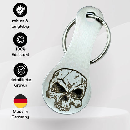 Robuster Einkaufswagenchip mit detaillierter Totenkopf Gravur – 100% Edelstahl, langlebig und handgemacht in Deutschland