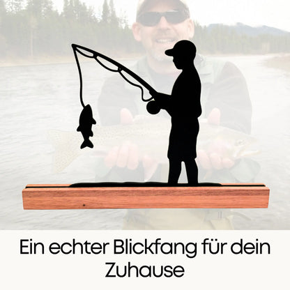 Deko Aufsteller "Angler" – aus Eichenholz & 3D-Druck, Geschenkidee für Angler eingraviert.com